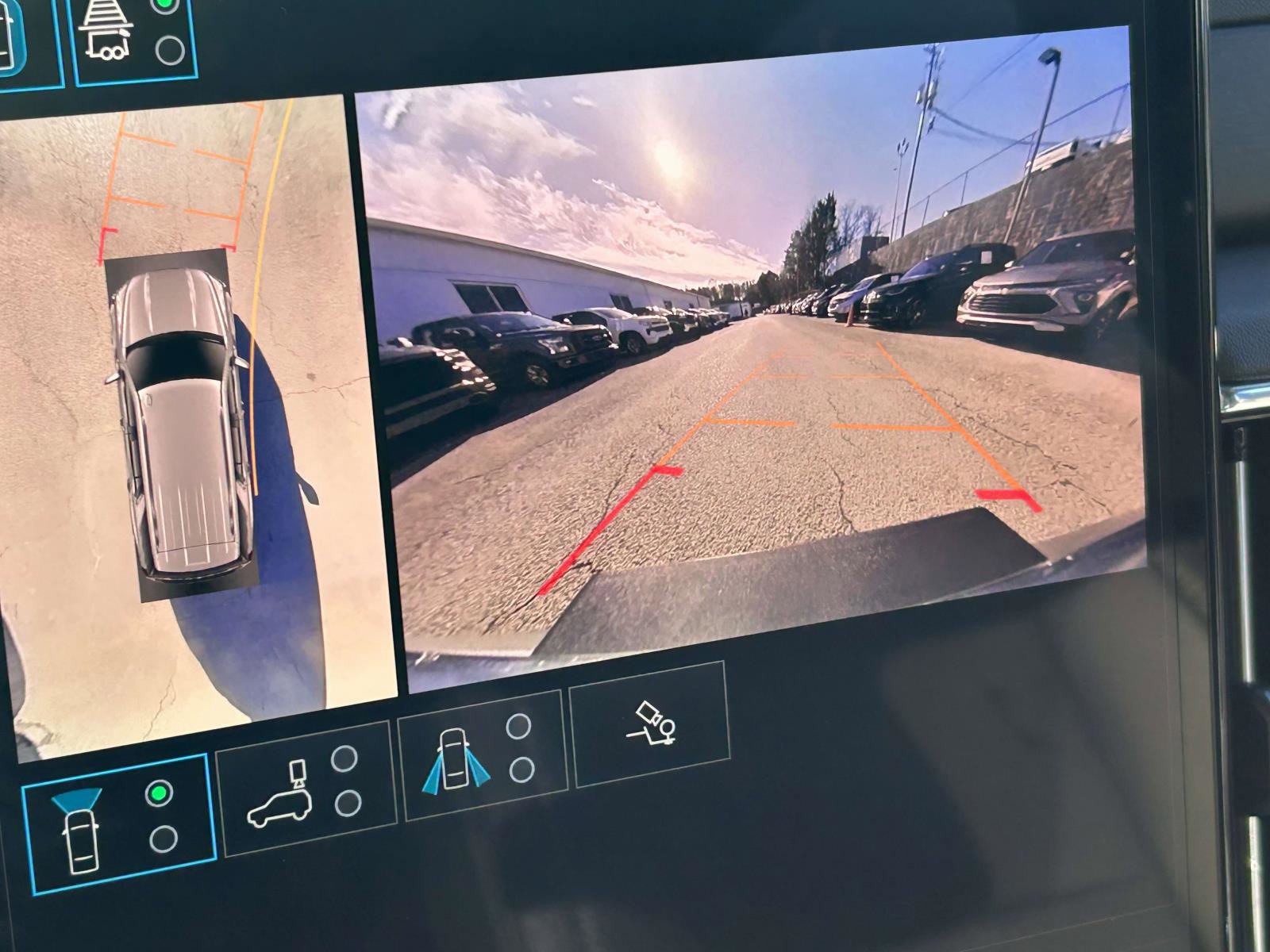 Used 2025 GMC Yukon Denali image 26