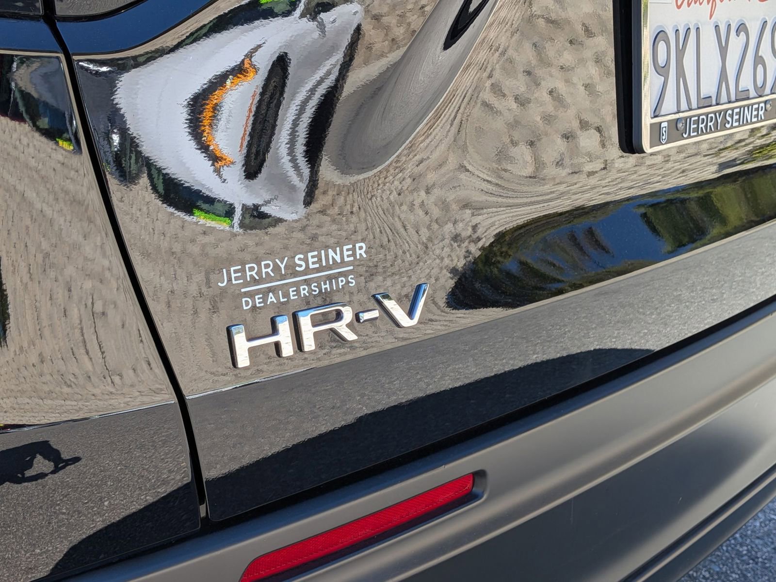 Used 2024 Honda HR-V LX image 14