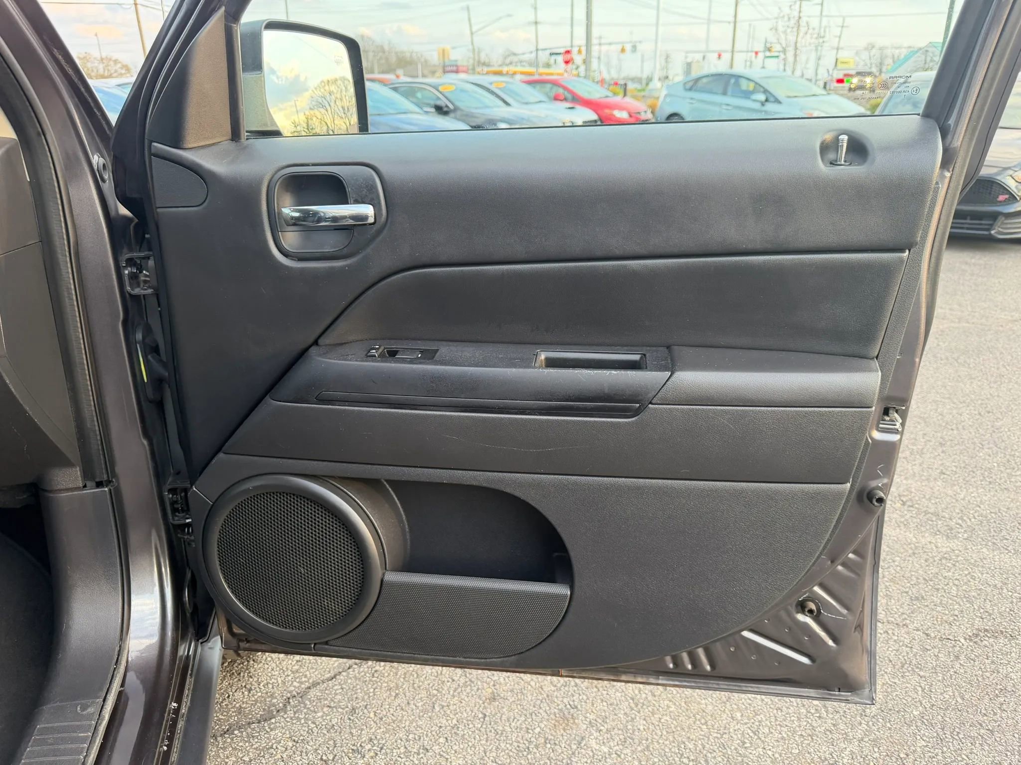 Used 2014 Jeep Patriot Sport w/ Power Value Group image 27