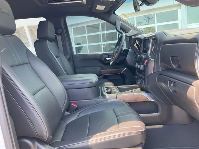 Used 2023 Chevrolet Silverado 2500 High Country w/ LPO, Hitch Package AWD/4WD image 10