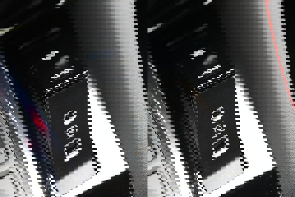 Used 2022 Acura MDX A-Spec image 30