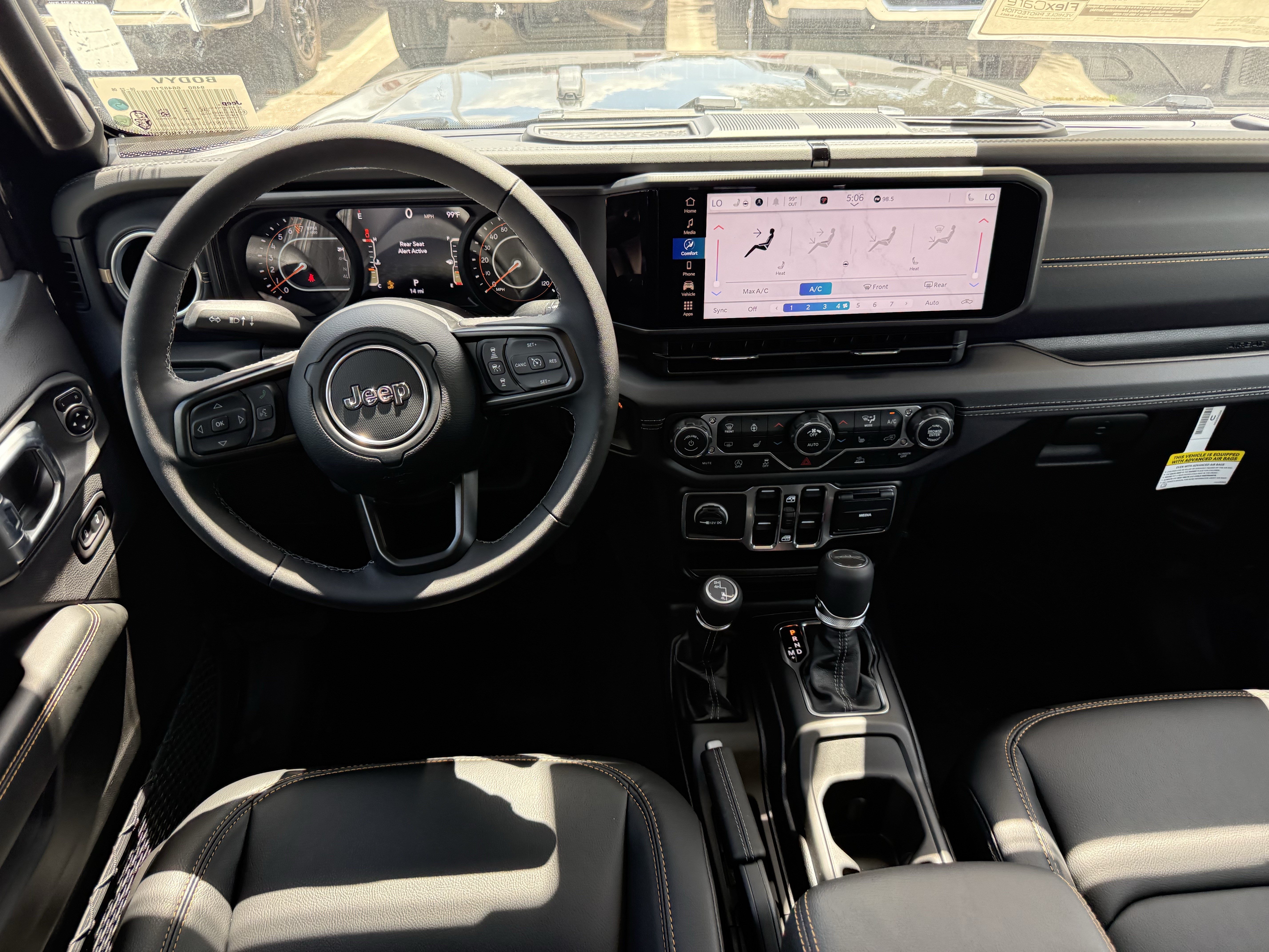 New 2026 Jeep Gladiator Sport AWD/4WD image 11