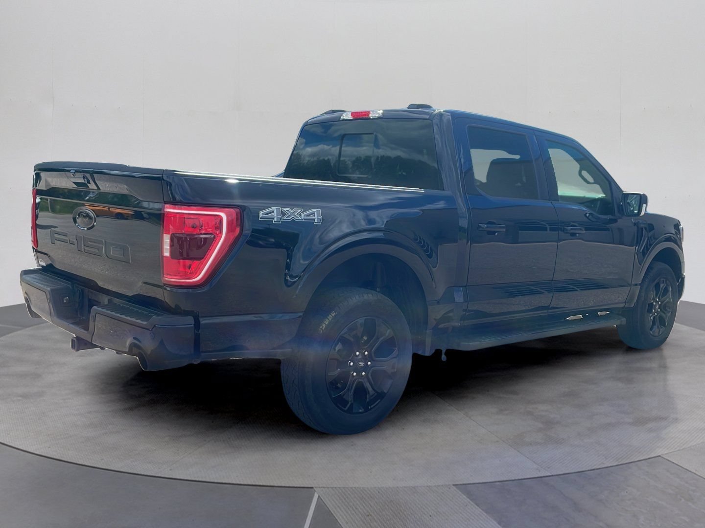 Used 2023 Ford F150 XLT w/ Equipment Group 302A High AWD/4WD image 6