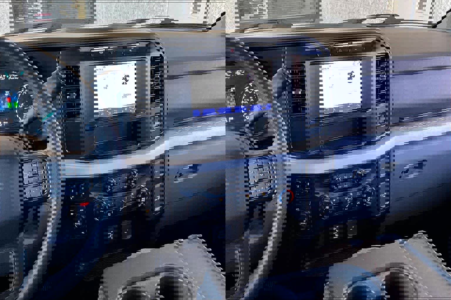 Used 2023 Ford F250 XLT image 7