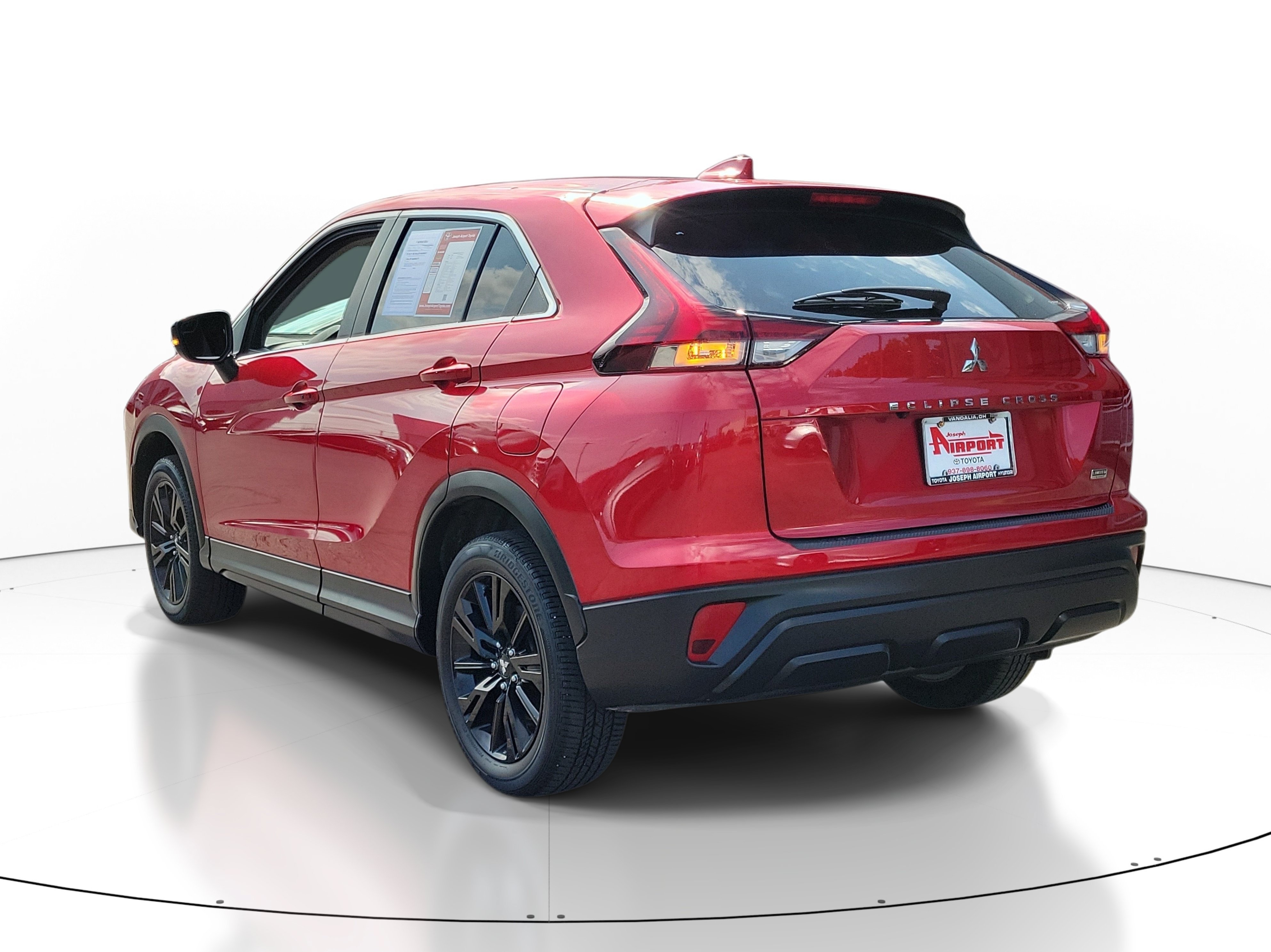 Used 2024 Mitsubishi Eclipse Cross LE AWD/4WD image 3
