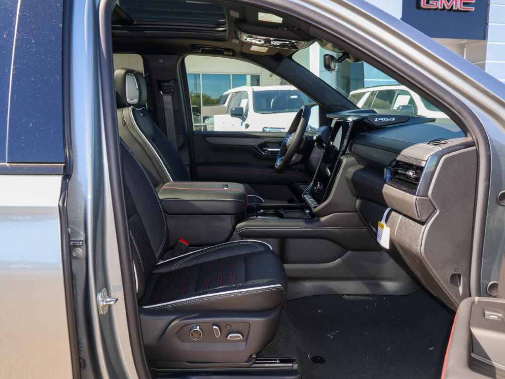 New 2026 GMC Yukon AT4 Ultimate AWD/4WD image 41