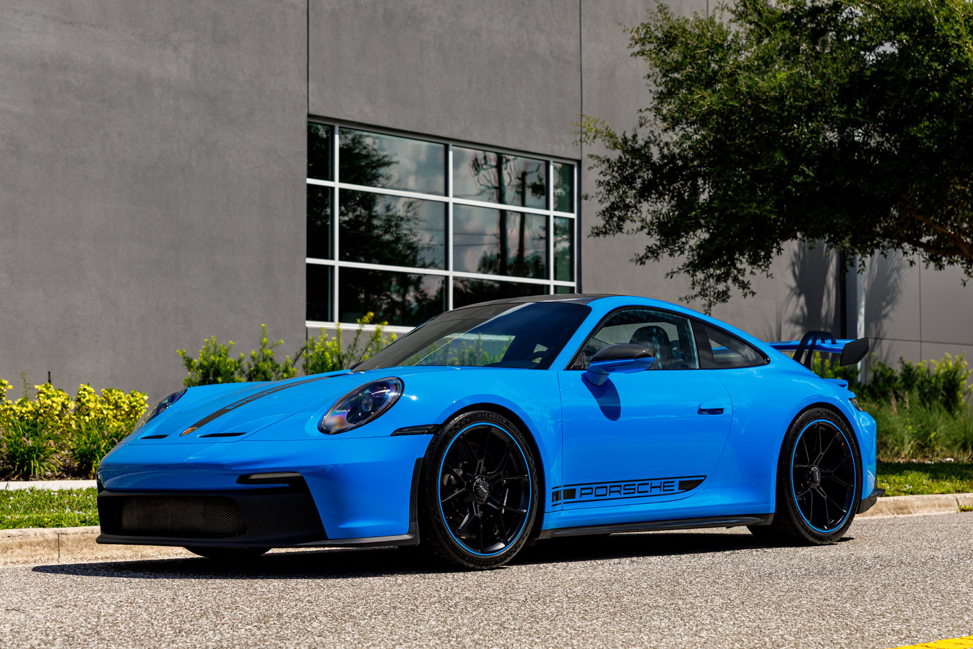 Used 2022 Porsche 911 GT3 image 2