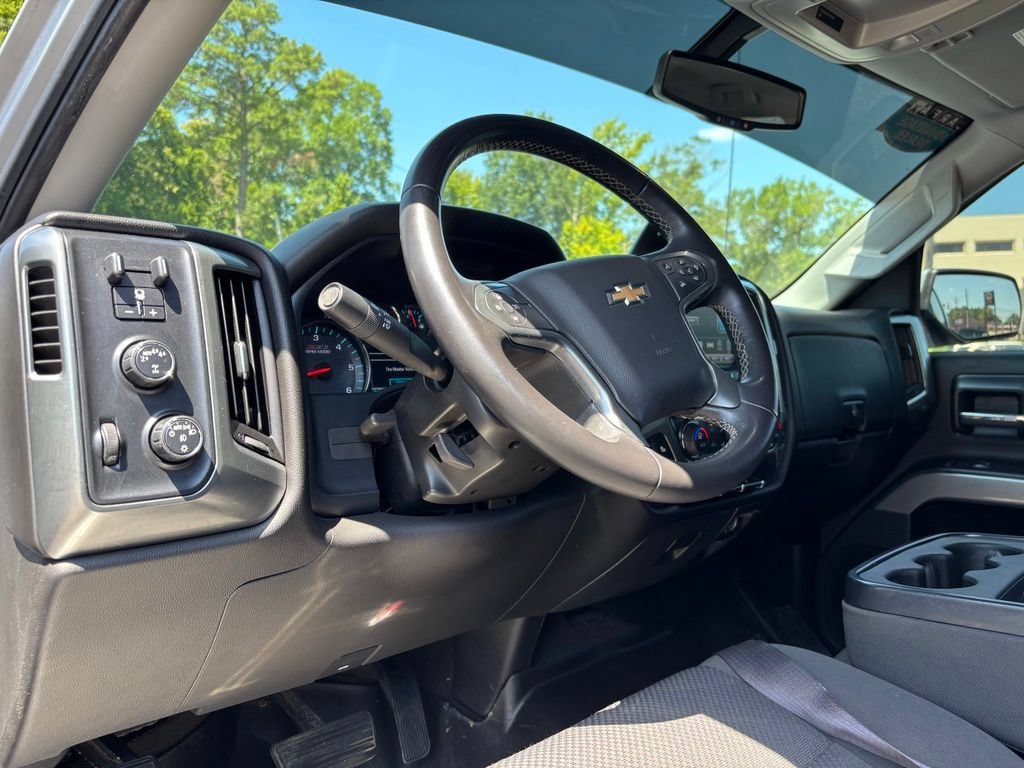 Used 2017 Chevrolet Silverado 1500 LT w/ All Star Edition AWD/4WD image 17