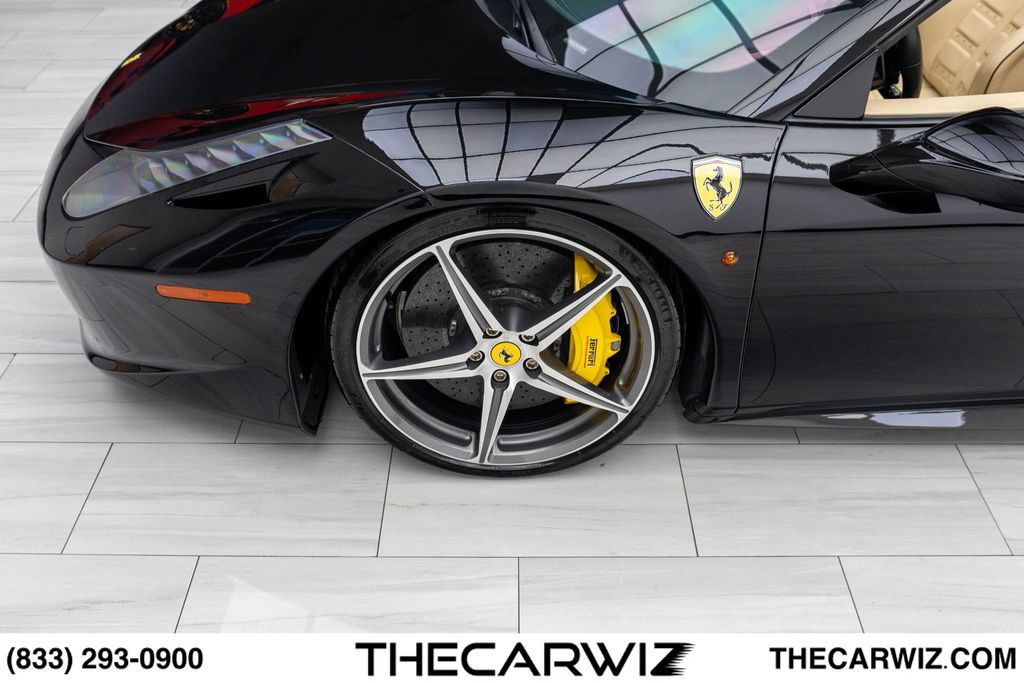 Used 2015 Ferrari 458 Spider RWD image 8