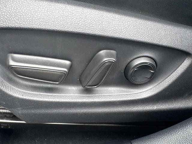 Used 2021 Toyota Prius Prime XLE image 10