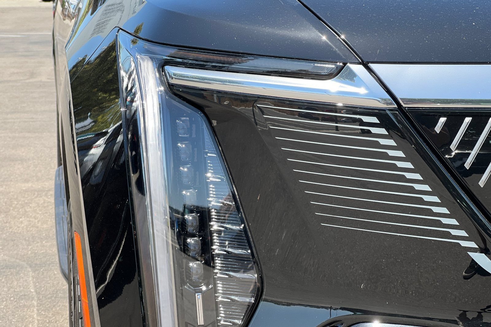Used 2026 Cadillac Escalade IQL Luxury AWD/4WD image 43
