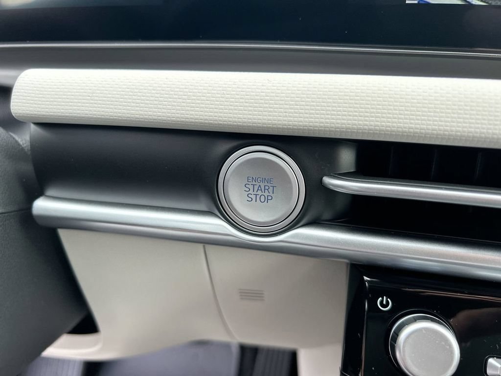 New 2026 Hyundai Tucson Blue SE AWD/4WD image 29