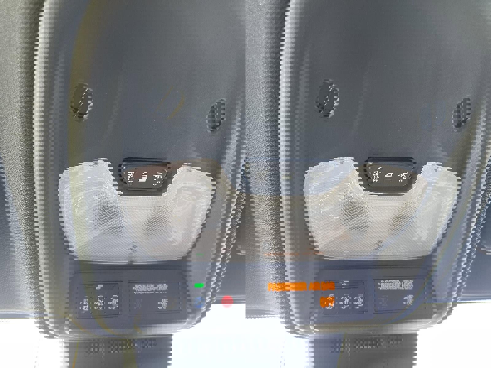 Used 2024 Chevrolet Colorado Trail Boss w/ Technology Package image 25