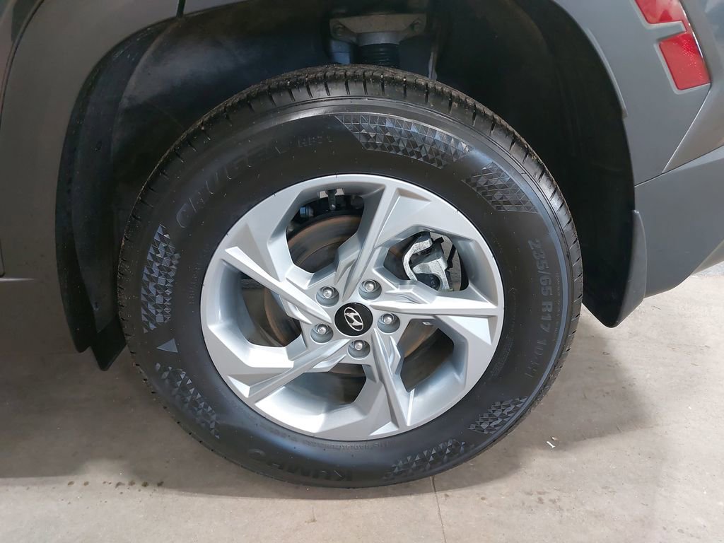 Used 2023 Hyundai Tucson SEL image 33