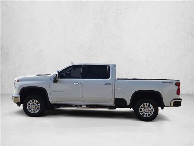 Used 2024 Chevrolet Silverado 2500 LTZ AWD/4WD image 9