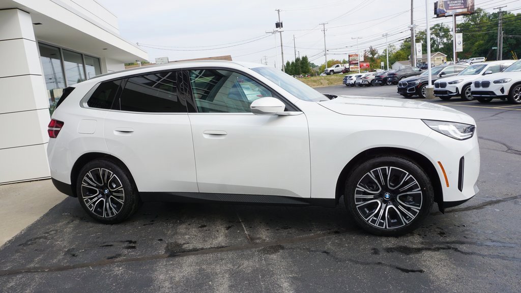 Used 2026 BMW X3 xDrive30 w/ Convenience Package image 3