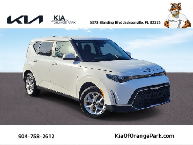 Used 2024 Kia Soul LX w/ LX Technology Package FWD image 1