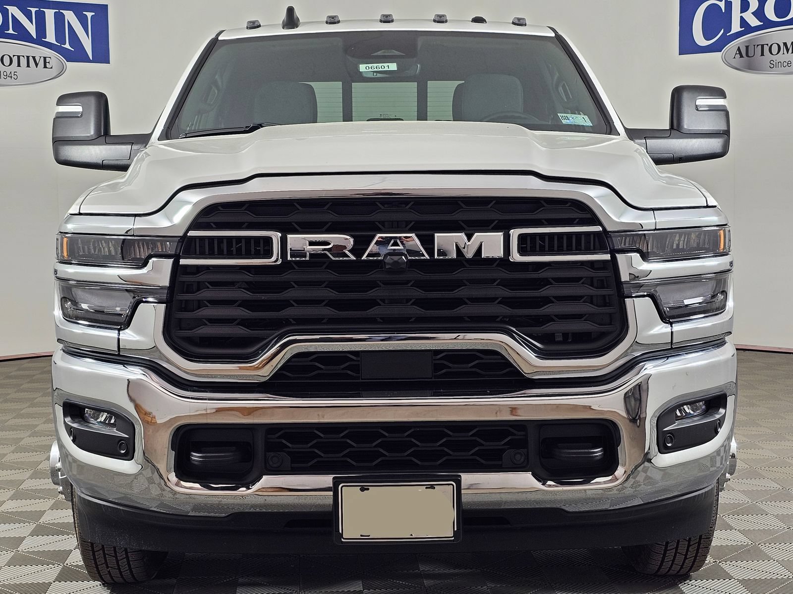 New 2026 RAM 3500 Tradesman AWD/4WD image 9