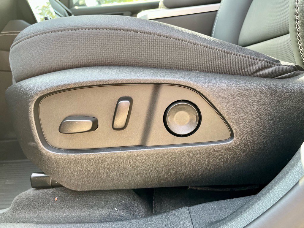 New 2026 GMC Terrain Denali w/ LPO, Floor Liner Package image 13