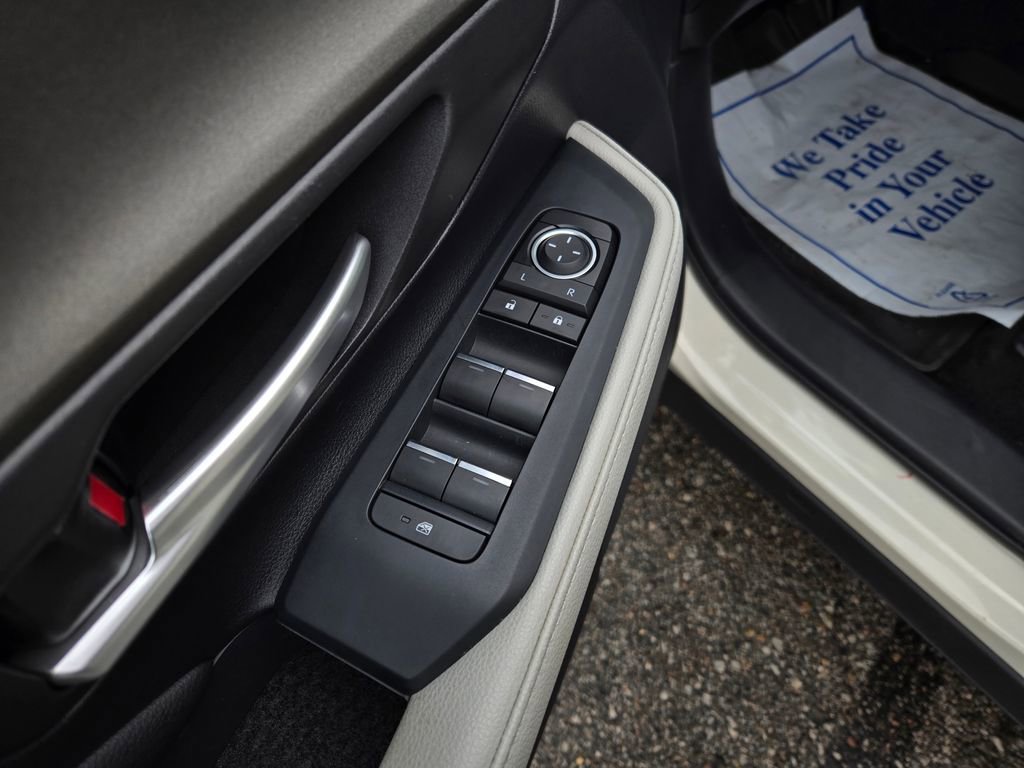 Used 2024 Toyota Grand Highlander XLE image 15