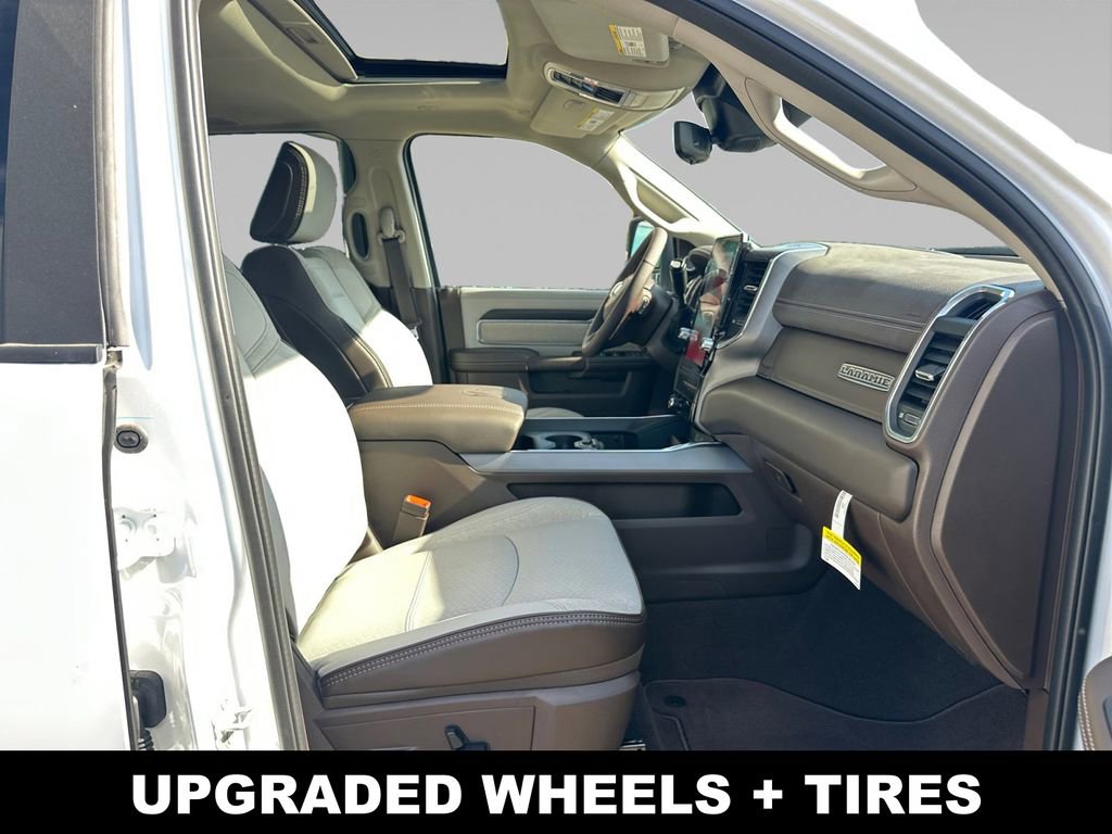 New 2026 RAM 3500 Laramie AWD/4WD image 18