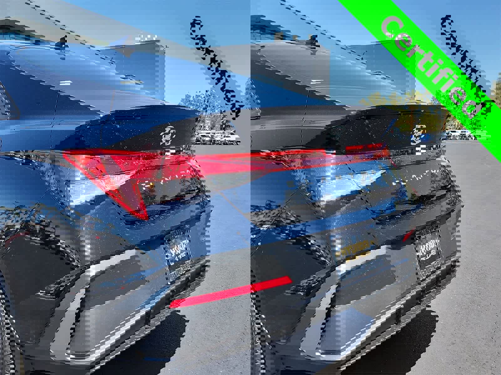 Certified 2025 Hyundai Elantra Sport image 11