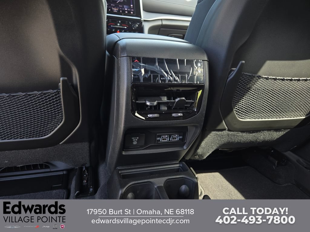 New 2026 Jeep Grand Cherokee L Laredo AWD/4WD image 28