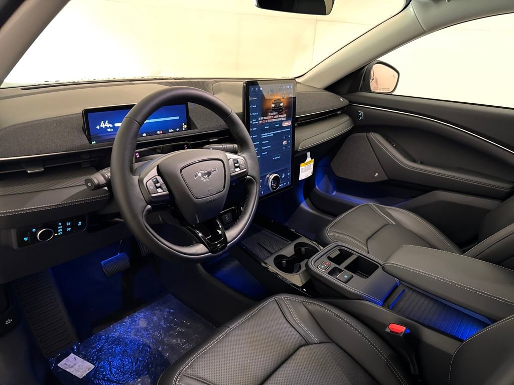 New 2025 Ford Mustang Mach-E Premium image 38