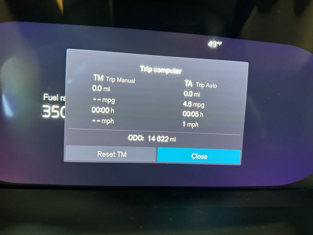 Certified 2025 Volvo V60 B5 Cross Country Plus image 27