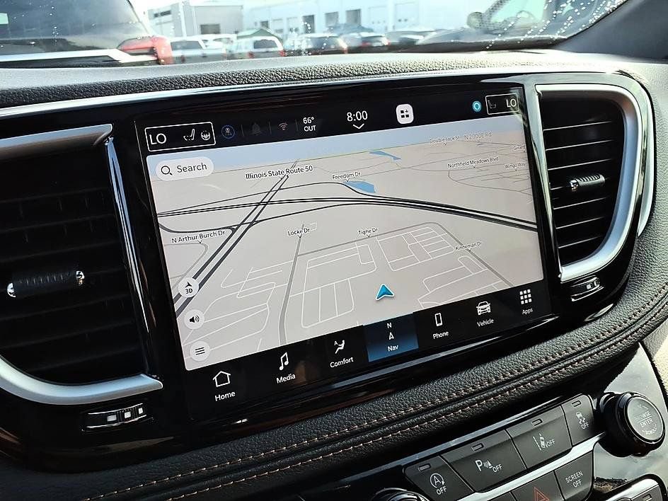 Used 2026 Chrysler Pacifica Pinnacle FWD image 30