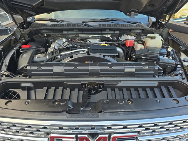 Used 2023 GMC Sierra 2500 Denali w/ Denali Ultimate Package image 32