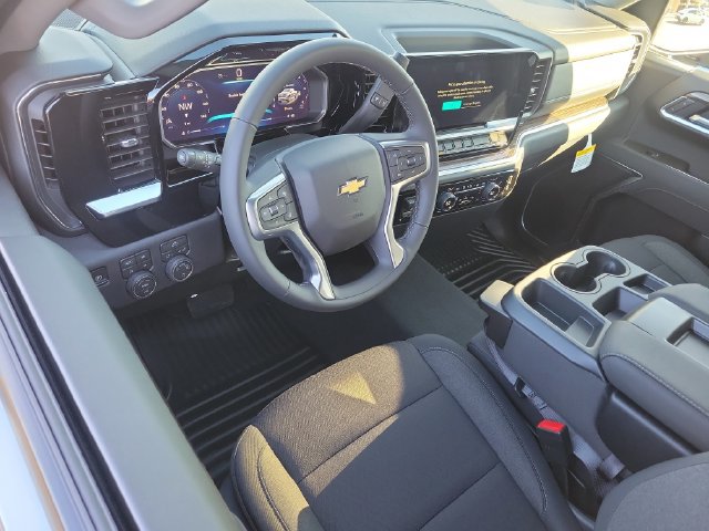 New 2026 Chevrolet Silverado 1500 LT w/ Z71 Off-Road Package AWD/4WD image 6