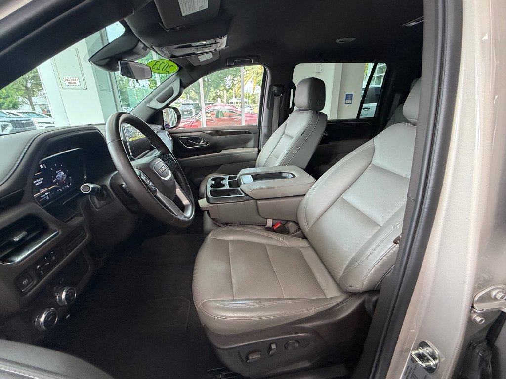 Certified 2023 GMC Yukon XL SLE w/ Gmc Pro Safety Plus Package RWD image 10