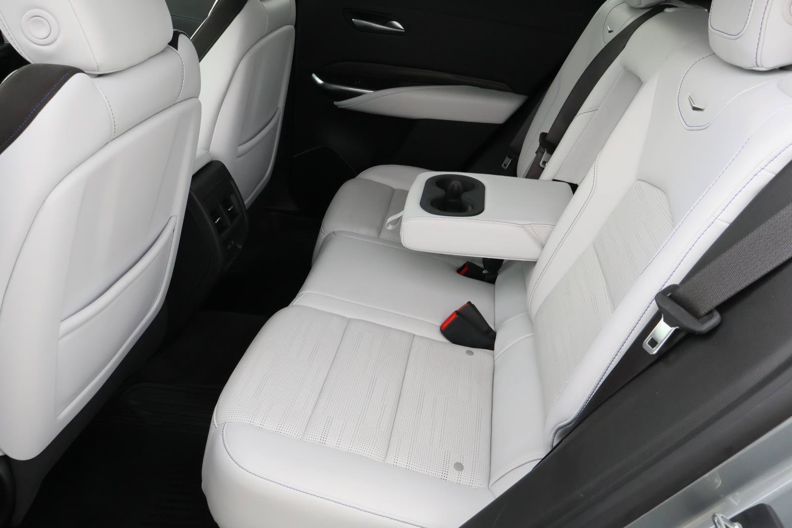 Certified 2024 Cadillac XT4 Sport FWD image 26