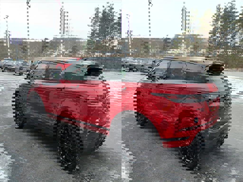 Used 2020 Land Rover Range Rover Evoque SE image 4