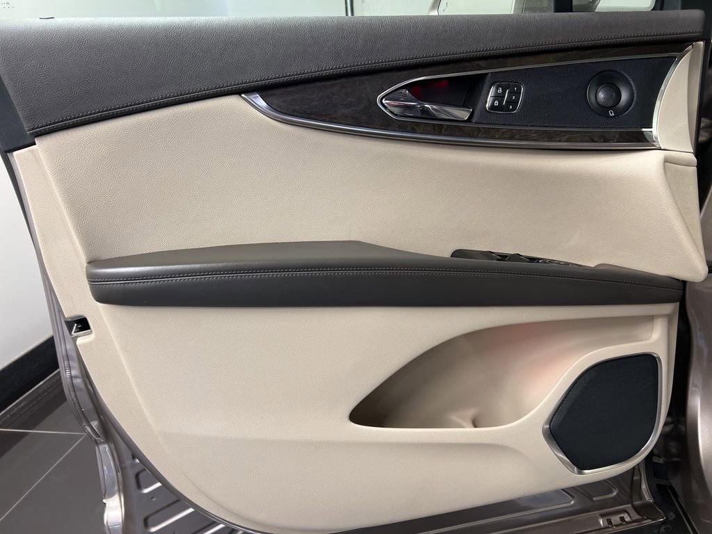 Certified 2020 Lincoln Nautilus Reserve w/ Equipment Group 201A AWD/4WD image 27