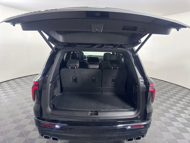 Used 2024 Chevrolet Traverse RS AWD/4WD image 14