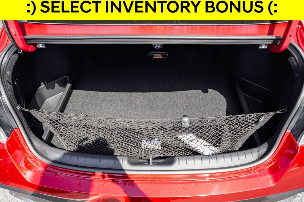 New 2025 Hyundai Elantra Sport image 8