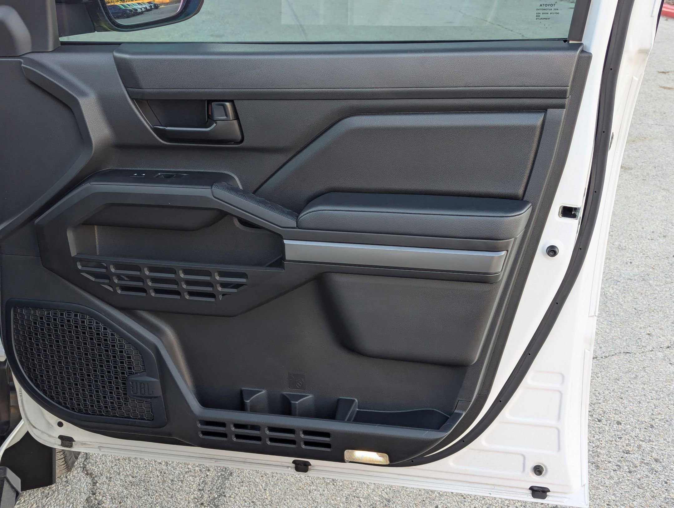 Used 2024 Toyota Tacoma 4x4 Double Cab image 28