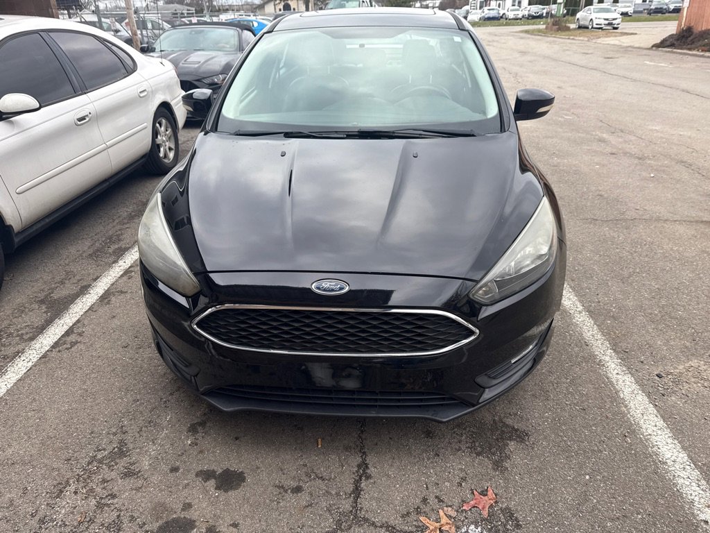 Used 2016 Ford Focus SE w/ Equipment Group 201A image 1