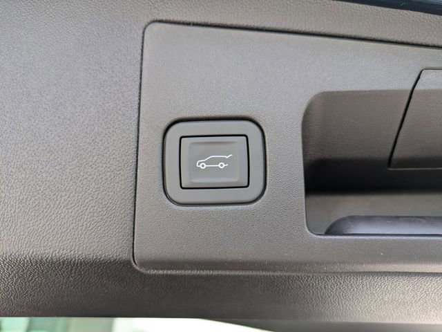 New 2026 Cadillac XT5 Luxury AWD/4WD image 17