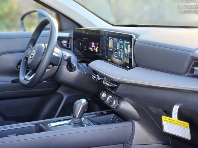 New 2026 Nissan Kicks S image 12