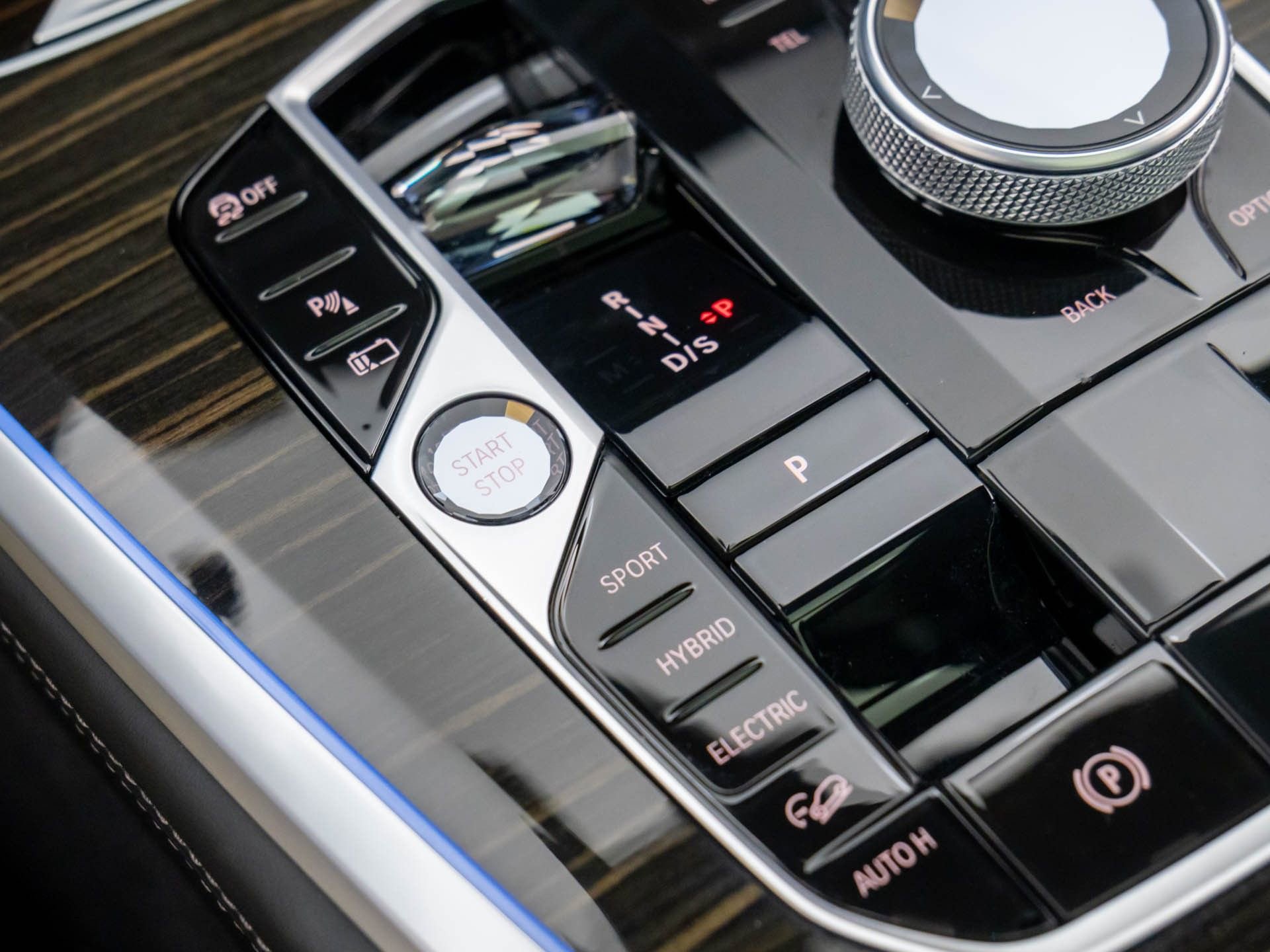 Certified 2024 BMW X5 xDrive50e w/ Executive Package image 22