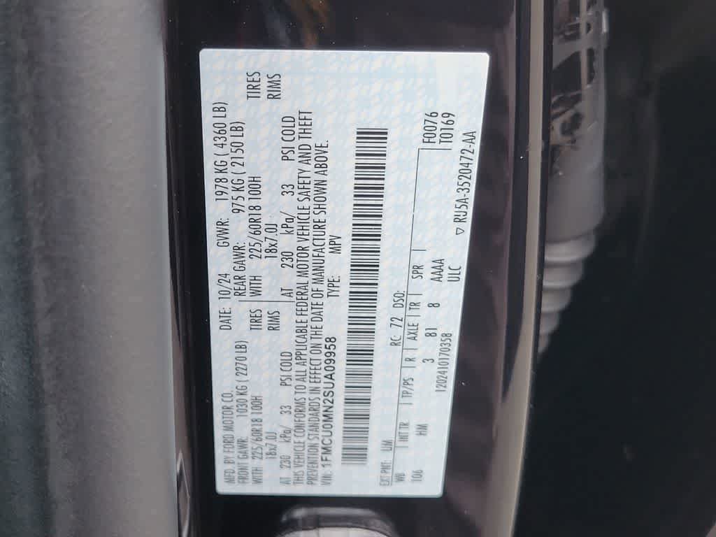 Used 2025 Ford Escape ST-Line image 17