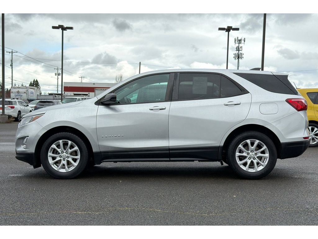 Used 2020 Chevrolet Equinox LS w/ LS Convenience Package FWD image 9