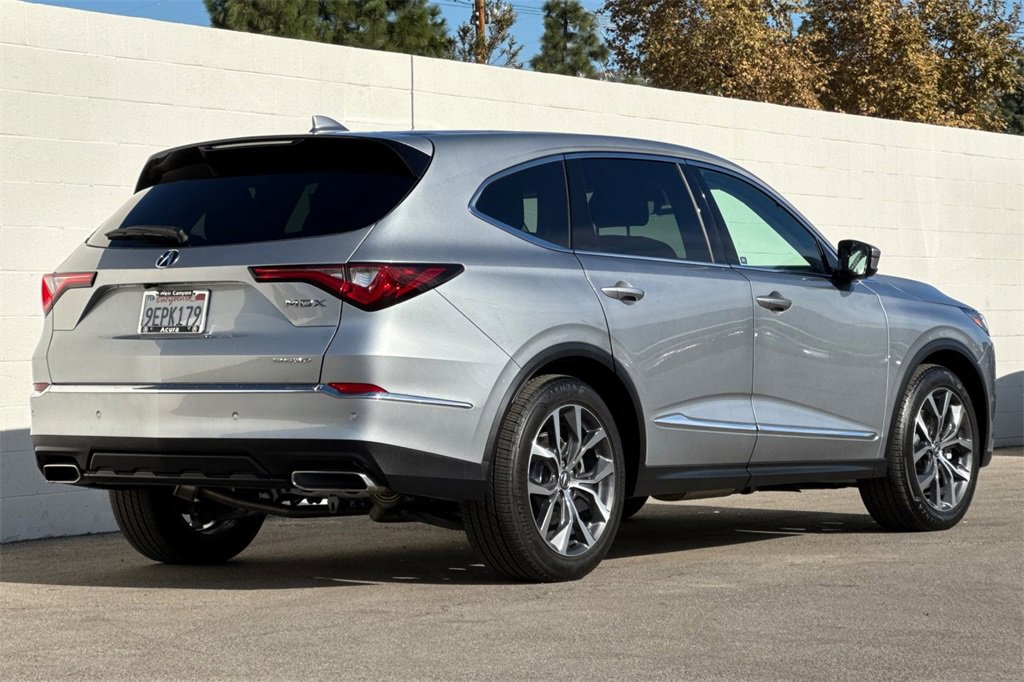 Certified 2023 Acura MDX SH-AWD w/ Technology Package image 8