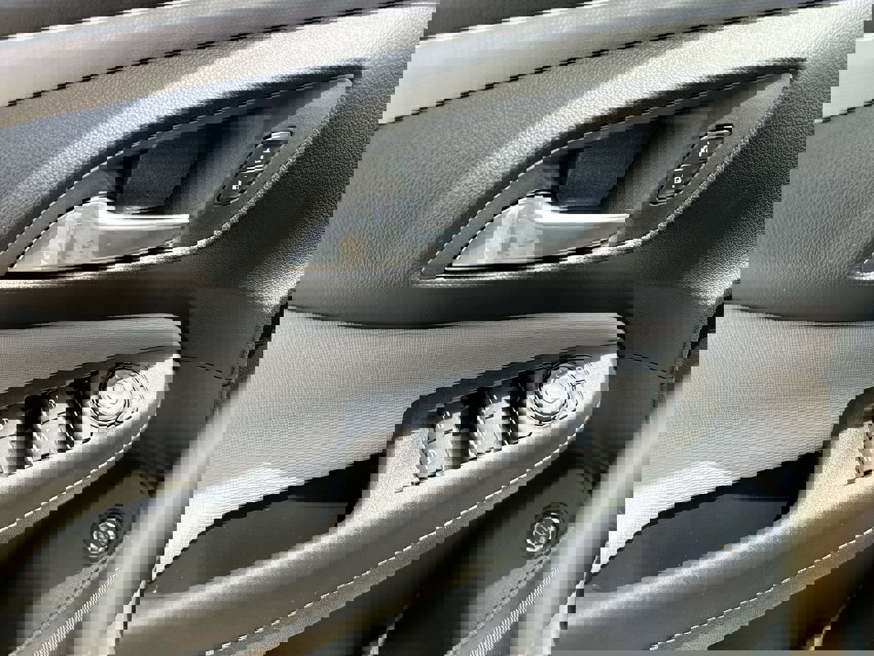 Used 2025 Buick Envista Avenir FWD image 13