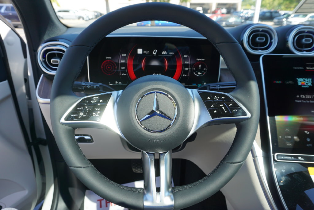 Certified 2026 Mercedes-Benz GLC 300 4MATIC image 26