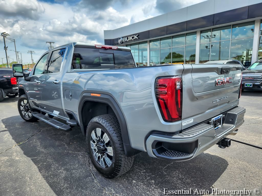 Used 2025 GMC Sierra 2500 Denali w/ Denali Reserve Package AWD/4WD image 6