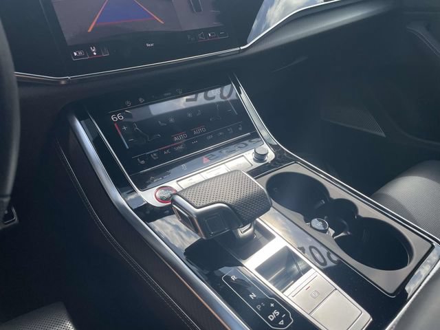 Certified 2025 Audi SQ8 Prestige w/ Prestige Package AWD/4WD image 30